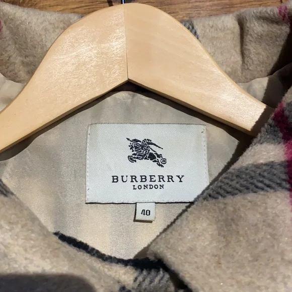 Vintage Burberry Coat - Picture 3 of 9